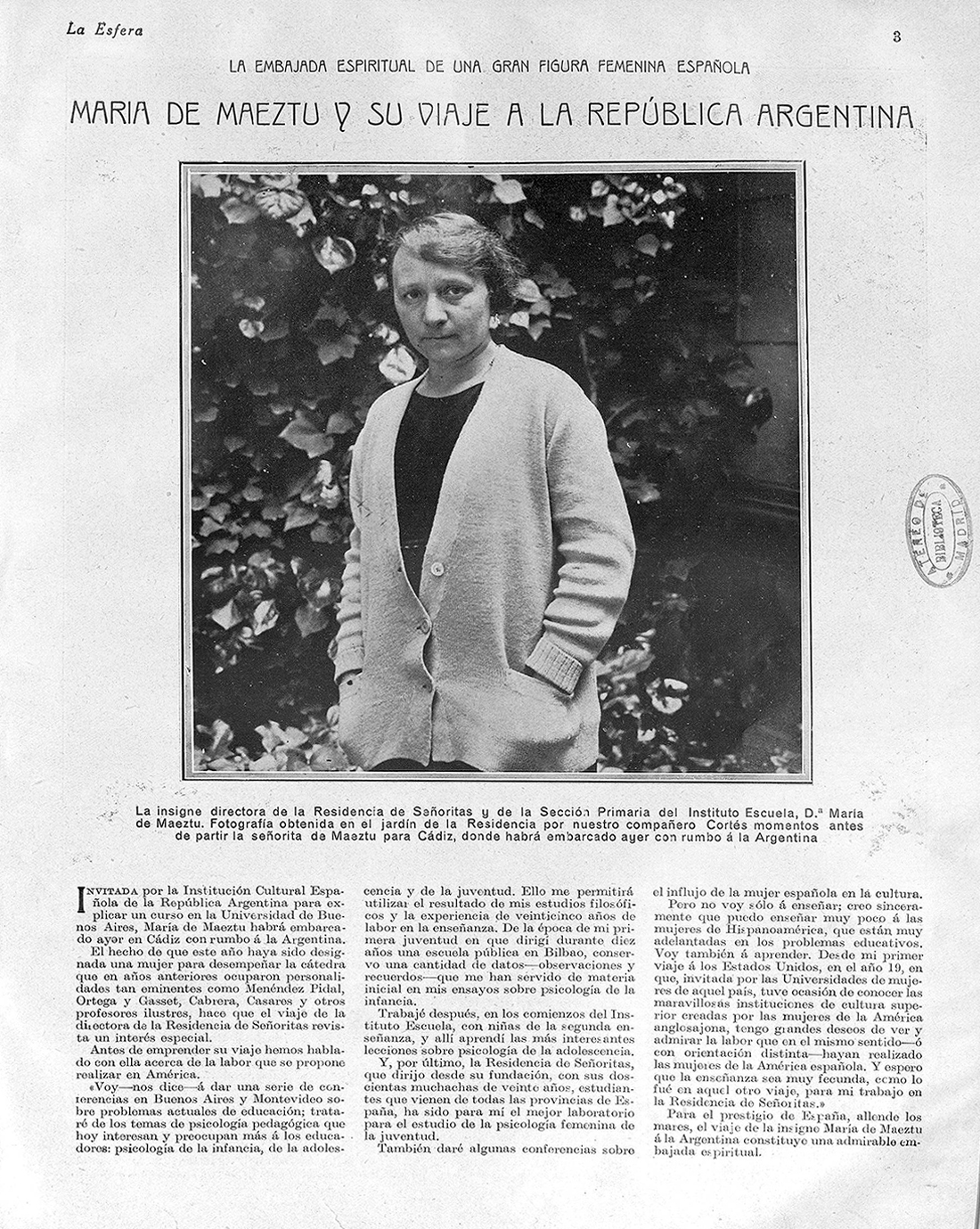 Recorte de periódico, con la foto de una mujer y el titular "María de Maetzu y su viaje a la República Argentina".