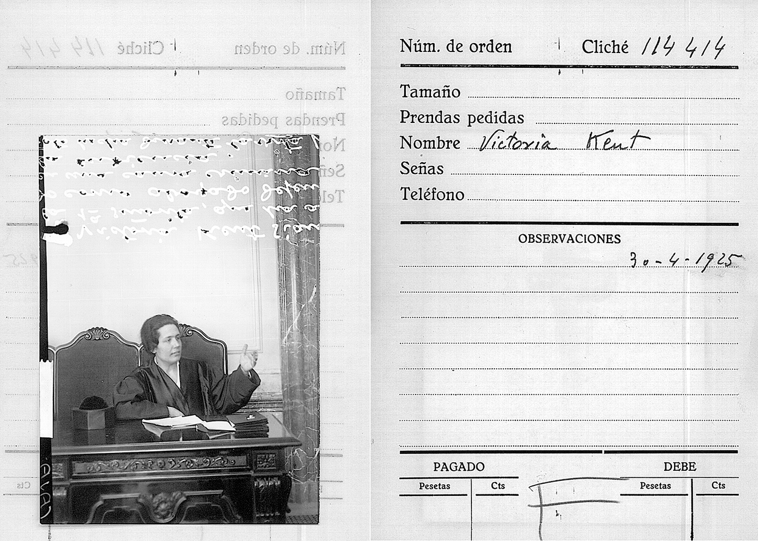 Recibo con fotografía de mujer vestida de abogada.