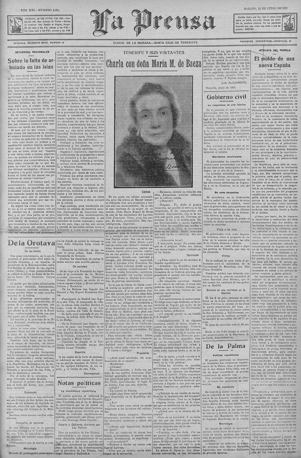 Página del periódico "La Prensa", con el titular "Charla con doña María M. de Baeza", y el retrato de una mujer.