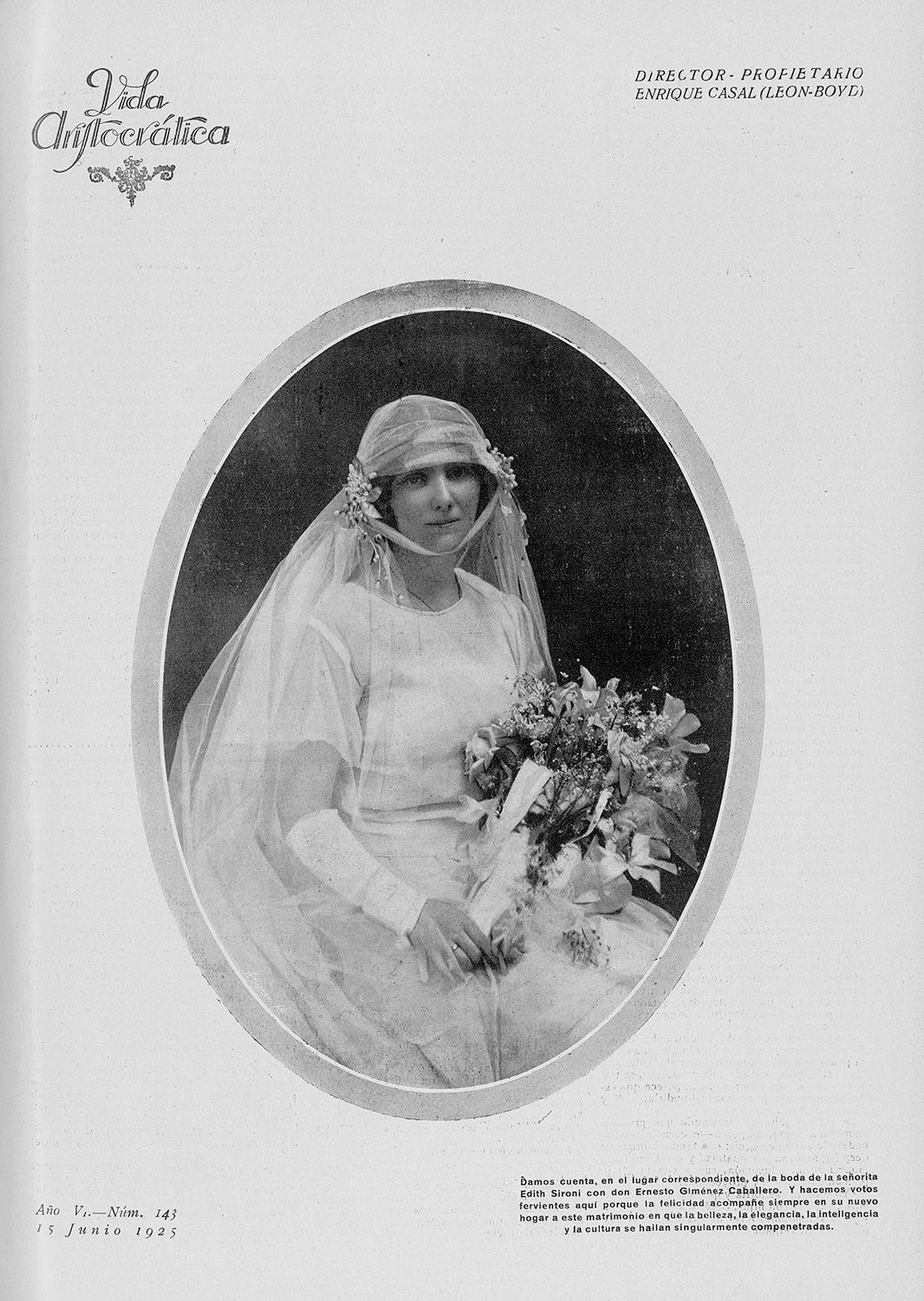 Página de la revista "Vida aristocrática", con la fotografía de una mujer con vestido de novia, velo y ramo.